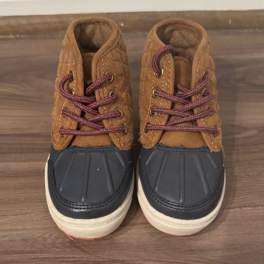 Oshkosh Kids Duck Boots